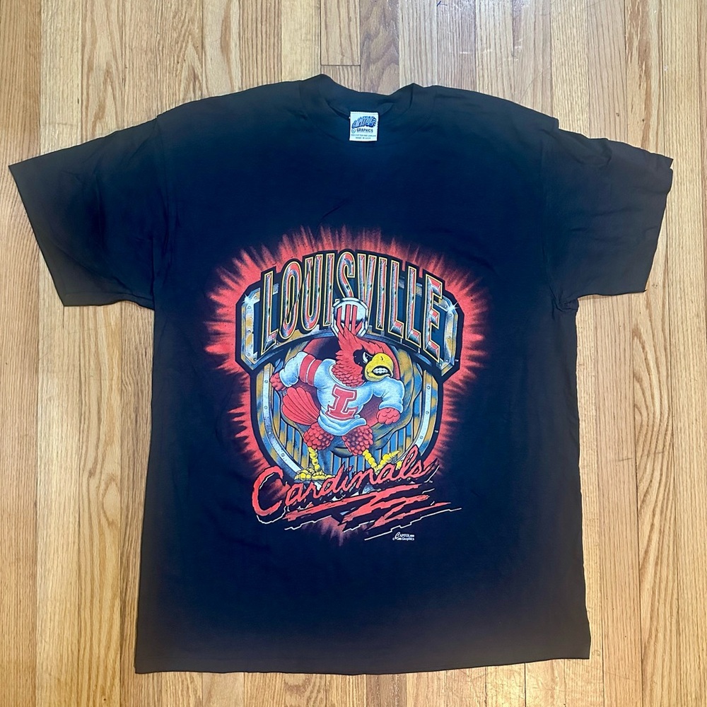 Vintage 1990s Louisville Cardinals Black T-Shirt Single Stitch Made in USA NOS